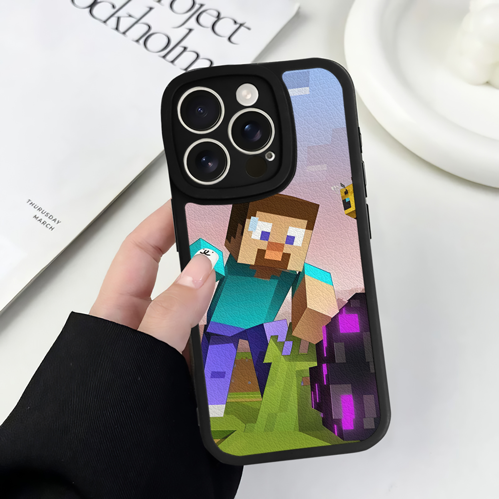 （画像用） マインクラフト ブロックの世界 Minecraft MC Block world 【iPhone 16シリーズ対応】シリコンスマホケース（レザー調） 材質：シリコン